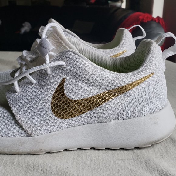 White Gold Nike Sneakers. - Picture 2 of 8